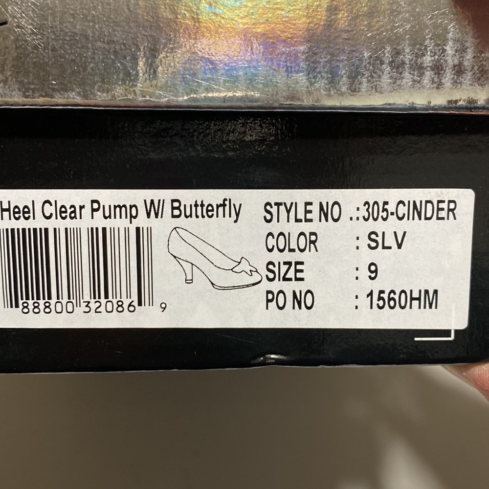 Ellie Cinderella skies size 8 - Picture 9 of 11